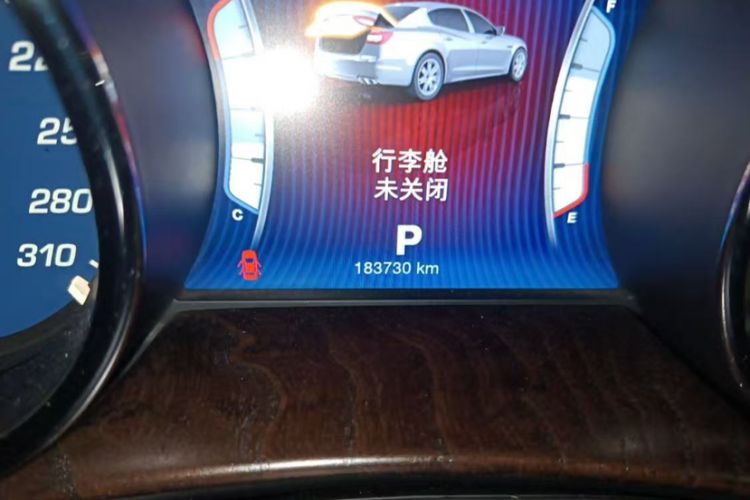 Used Maserati President 2013 3.0T Standard Model Odometer Close Up