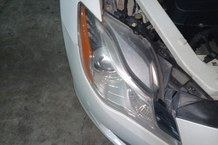 Used Maserati President  Right Front Headlight