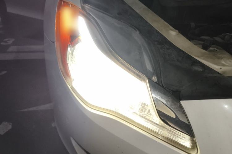 Used Maserati President 2013 3.0T Standard Model Right Front Headlight