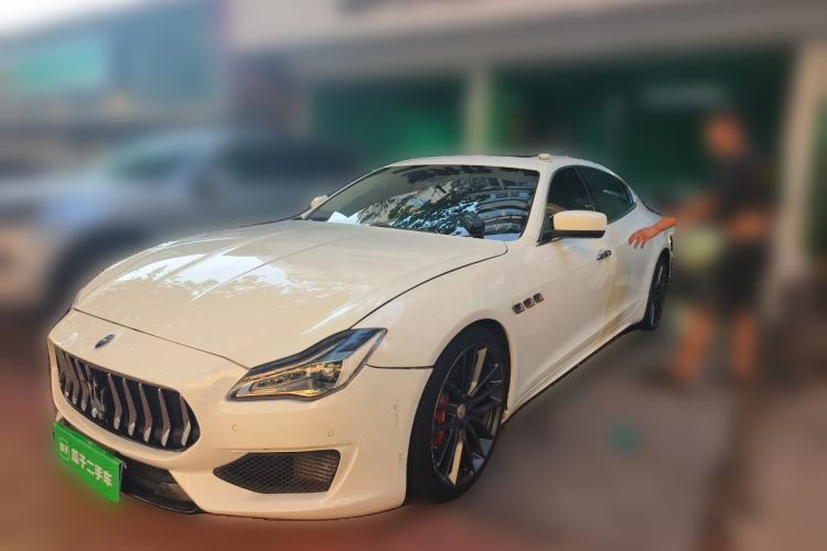 Maserati President 2013 3.0T Standard Model usata Guazi used car, China used car export, Used car for sale, Used cars, Cheapest cars for sale