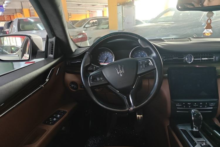 Used Maserati President 2013 3.0T Standard Model Steering Wheel