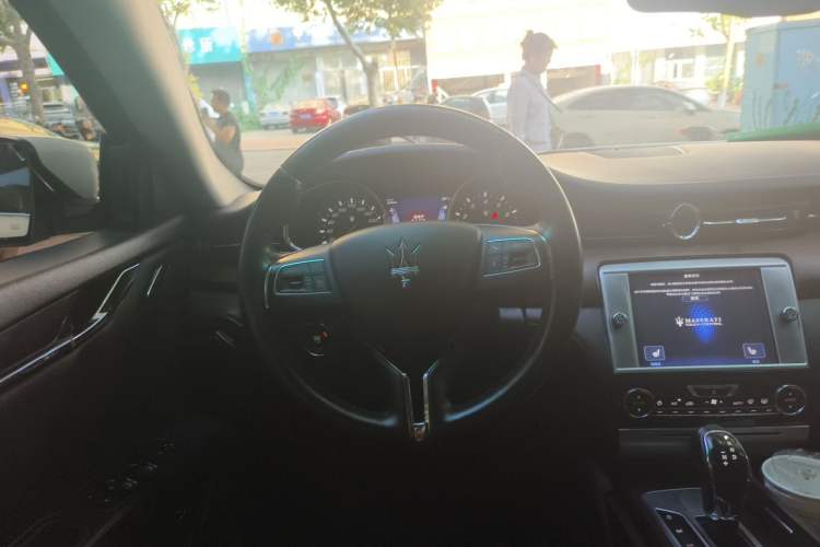 Used Maserati President 2013 3.0T Standard Model Steering Wheel
