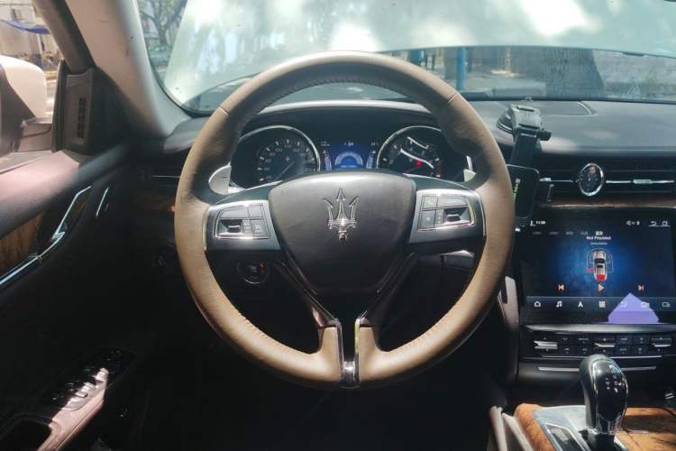 Used Maserati President 2013 3.0T Standard Model Steering Wheel