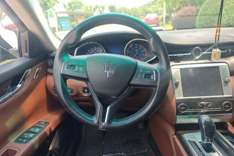 Used Maserati President 2013 3.0T Standard Model Steering Wheel