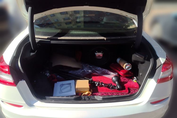 Used Maserati President 2013 3.0T Standard Model Trunk