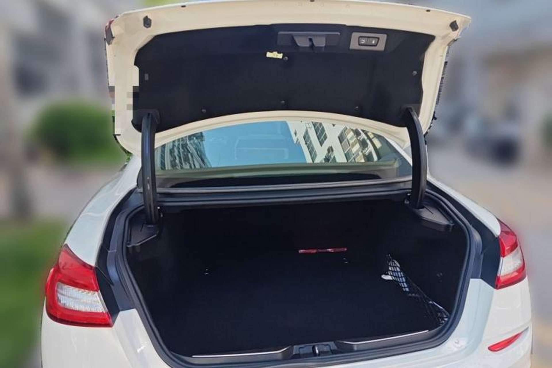 Used Maserati President 2013 3.0T Standard Model Trunk