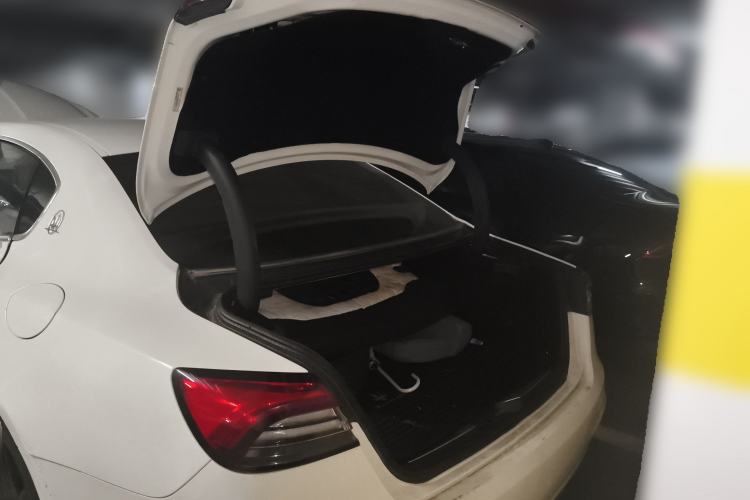 Used Maserati President 2013 3.0T Standard Model Trunk