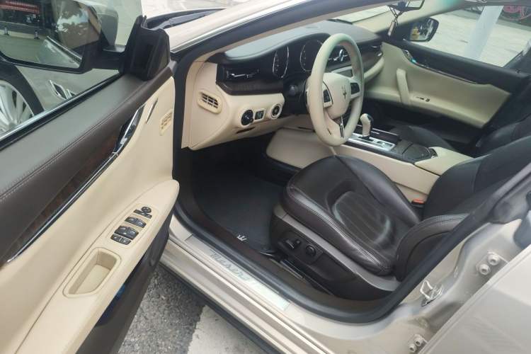 Used Maserati President 2013 3.0T Standard Model Driver Seat