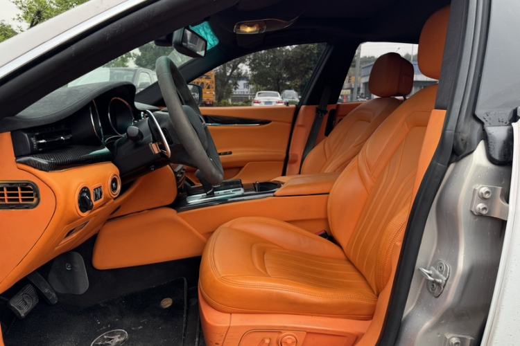 Used Maserati President 2013 3.8T Standard Model Interior 1