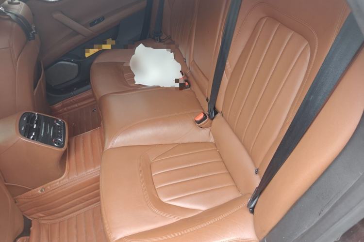 Used Maserati President 2013 3.0T Standard Model Left Rear Seat