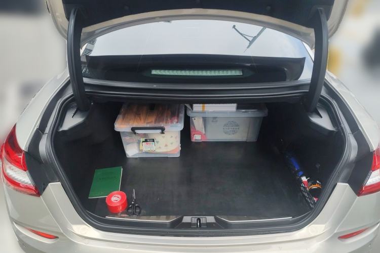 Used Maserati President 2013 3.0T Standard Model Trunk