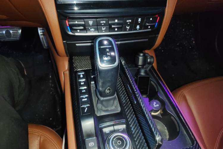 Used Maserati President  Gear Lever