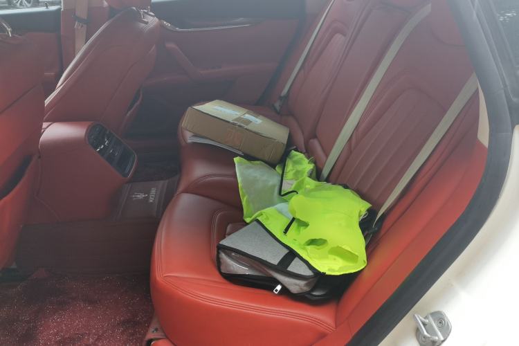 Used Maserati President  Left Rear Seat