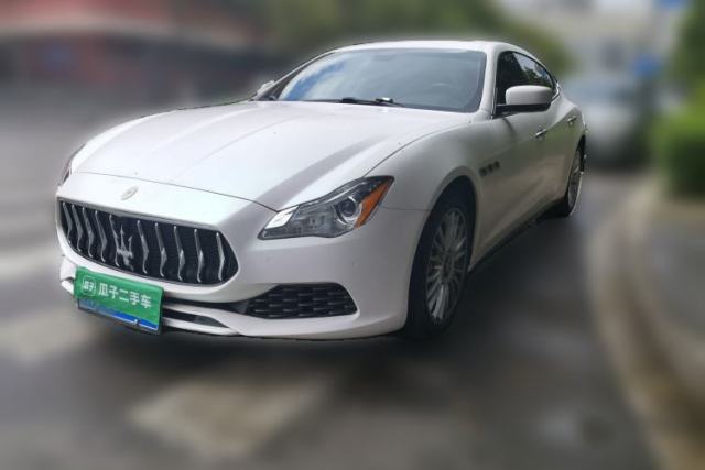Ojetý Maserati President Maserati Quattroporte (Imported) U.S.-spec 5-seater, 3.0-liter displacement