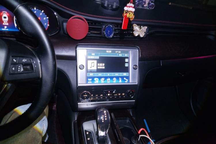 Used Maserati President 2015 3.0T Standard Model Audio And AC Panel