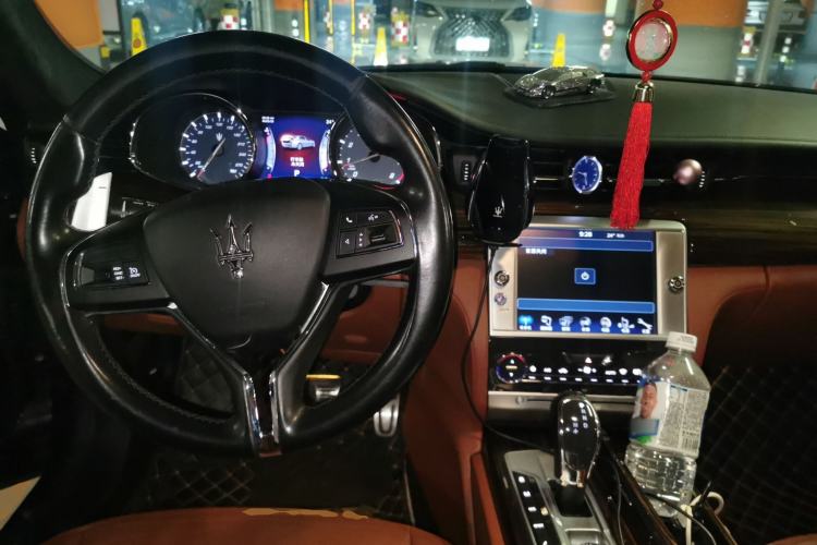 Used Maserati President 2015 3.0T S Q4 Center Console