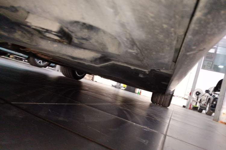 Used Maserati President 2015 3.0T Standard Model Chassis Front Left