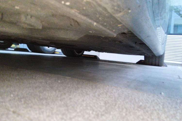 Used Maserati President 2015 3.0T Standard Model Chassis Front Left