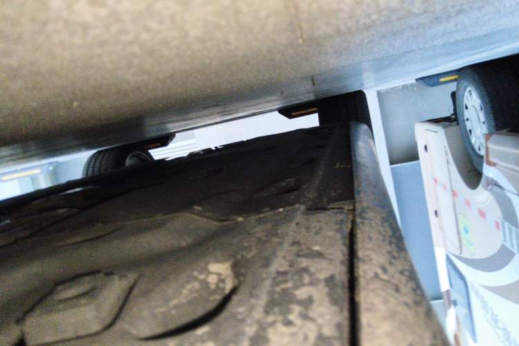 Used Maserati President 2015 3.0T Standard Model Chassis Front Right