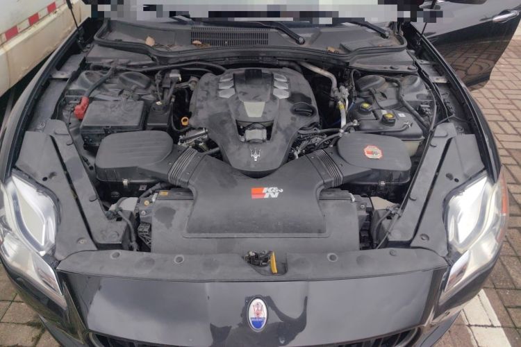 Used Maserati President 2015 3.0T Standard Model Engine Bay