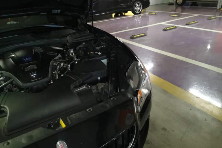 Used Maserati President 2015 3.0T S Q4 Engine Bay Left