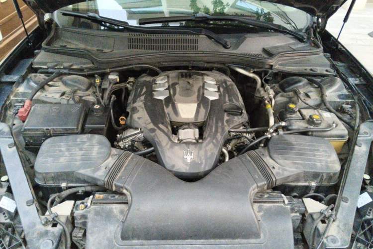 Used Maserati President 2015 3.0T Standard Model Engine Bay