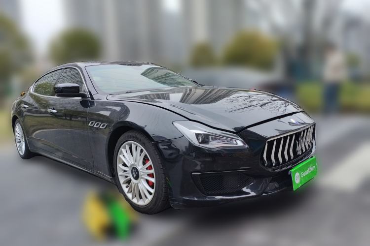Used Maserati President 2015 3.0T Standard Model Front Right 45 Deg