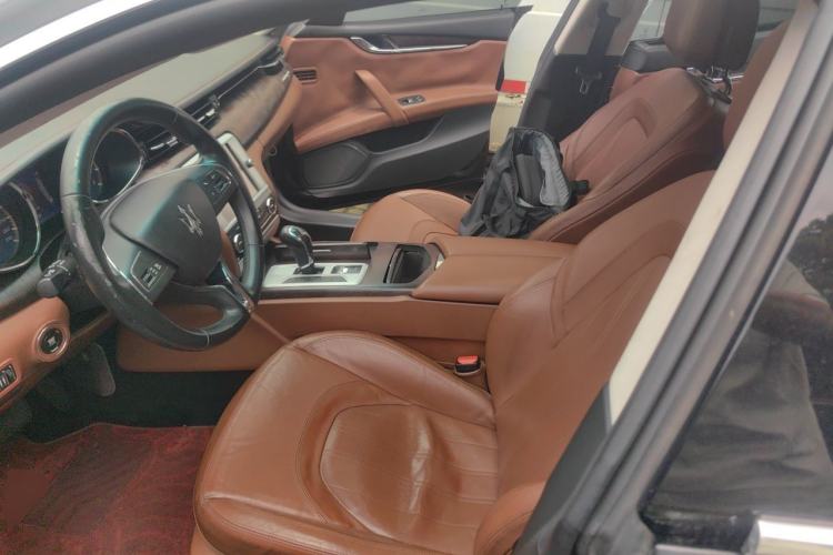Used Maserati President 2015 3.0T Standard Model Left Front Seat