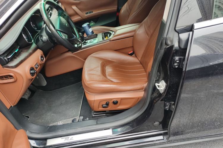 Used Maserati President 2015 3.0T Standard Model Left Front Seat