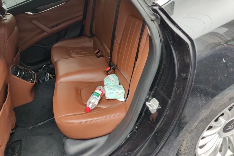 Used Maserati President 2015 3.0T Standard Model Left Rear Seat