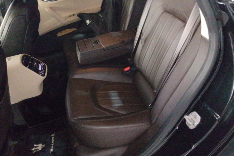 Used Maserati President 2015 3.0T Standard Model Left Rear Seat