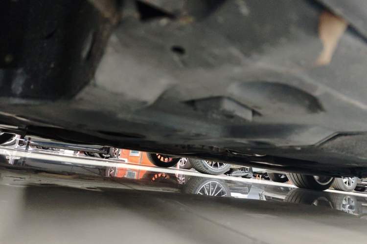 Used Maserati President  Chassis Front Left