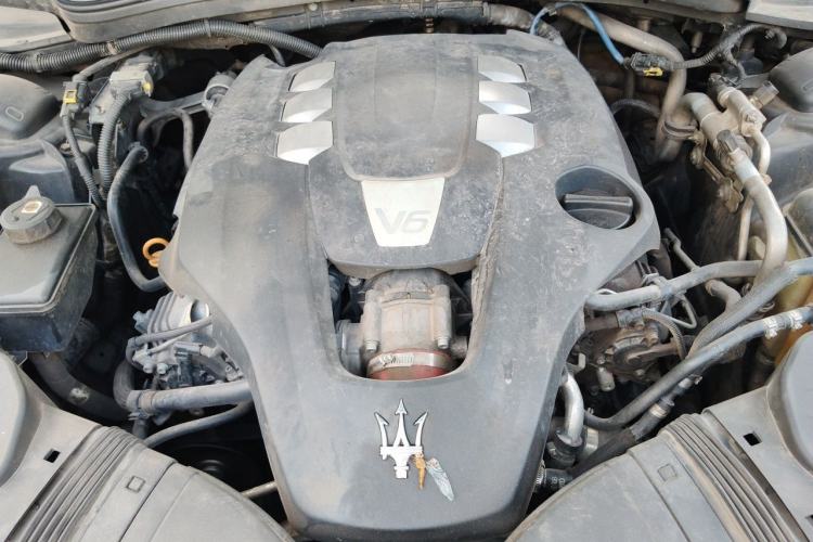 Used Maserati President 2015 3.0T Standard Model Engine Bay
