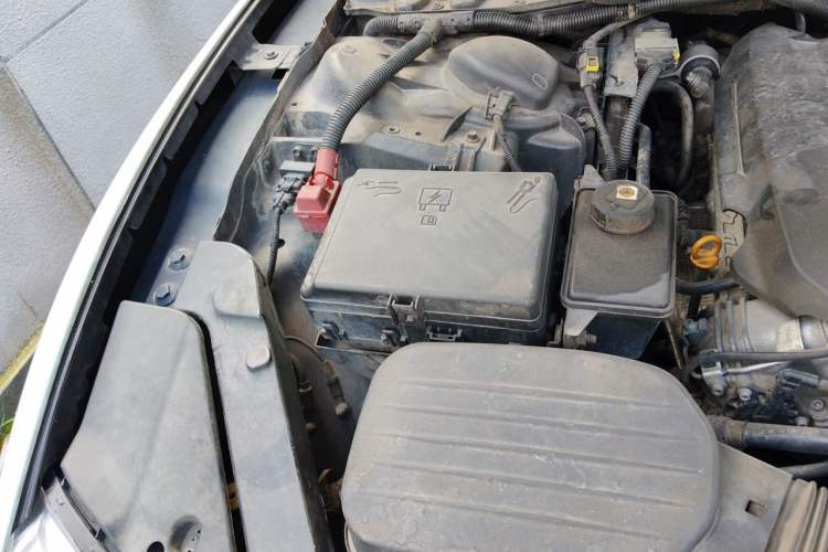 Used Maserati President 2015 3.0T Standard Model Engine Bay Right