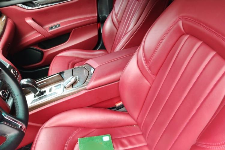 Used Maserati President 2015 3.0T Standard Model Left Front Seat