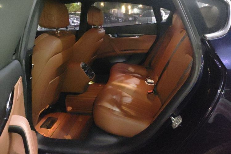 Used Maserati President 2015 3.0T Standard Model Left Rear Seat