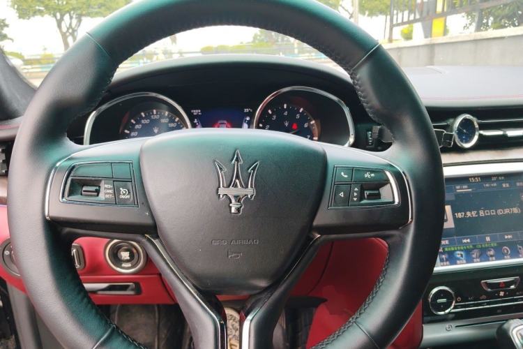 Used Maserati President 2015 3.0T Standard Model Steering Wheel