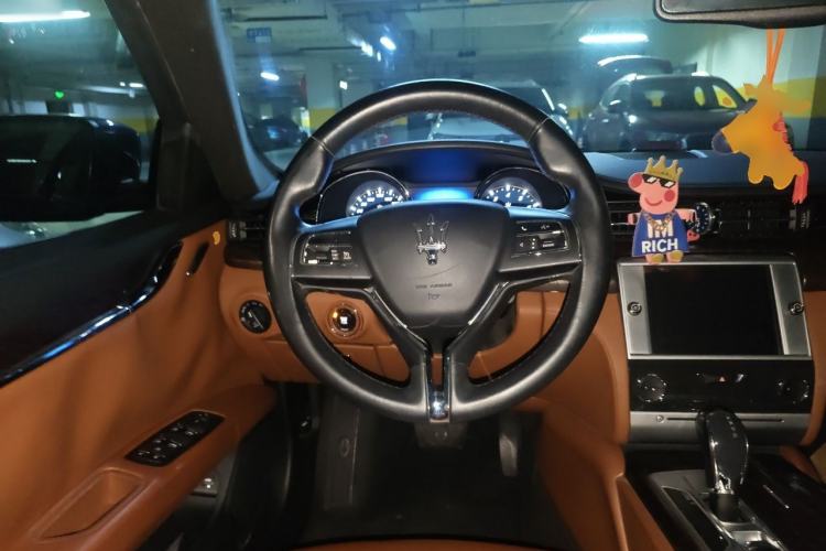Used Maserati President 2015 3.0T Standard Model Steering Wheel