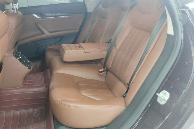 Used Maserati President 2015 3.0T Standard Model Left Rear Seat