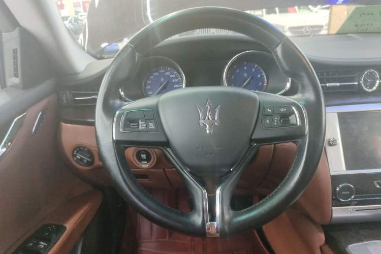 Used Maserati President 2015 3.0T Standard Model Steering Wheel