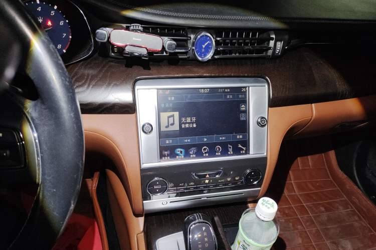 Used Maserati President 2015 3.0T S Q4 Audio And AC Panel