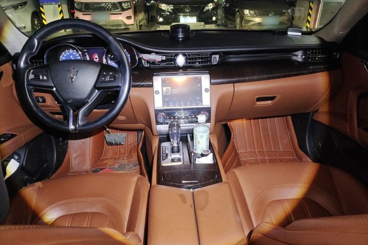 Used Maserati President 2015 3.0T S Q4 Center Console