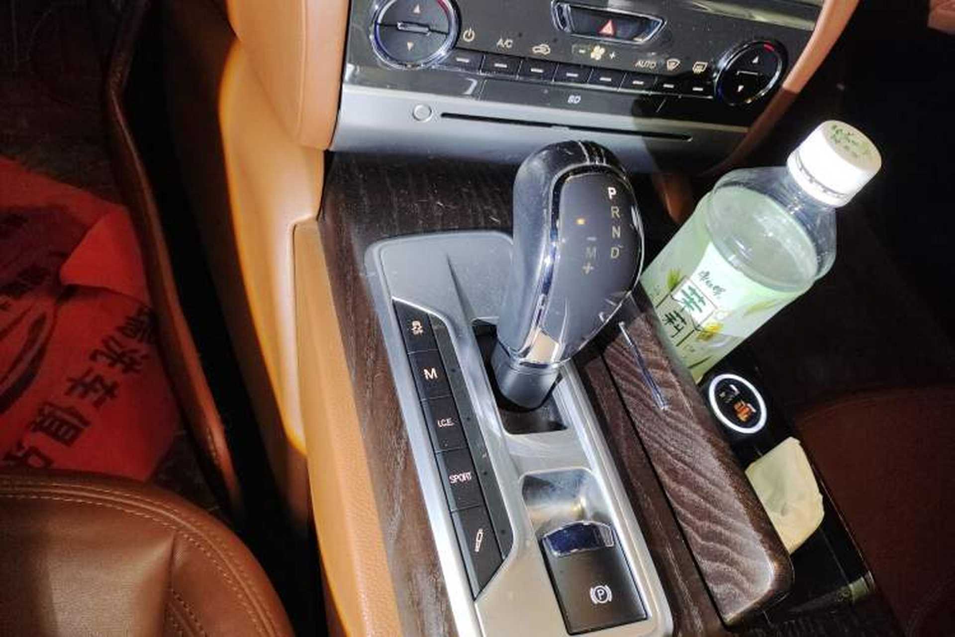 Used Maserati President 2015 3.0T S Q4 Gear Lever