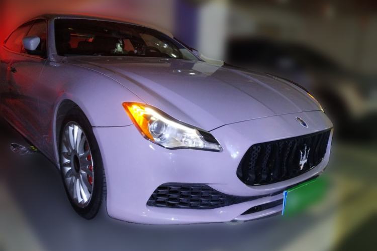 Used Maserati President 2015 3.0T Standard Model Front Right 45 Deg