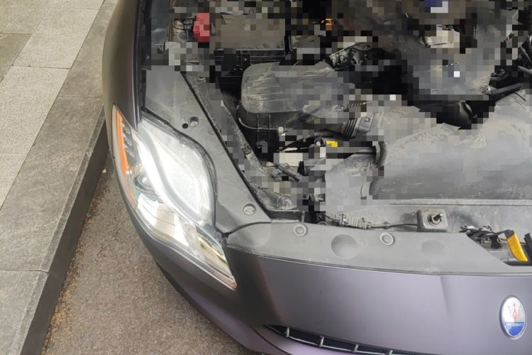 Used Maserati President 2015 3.0T Standard Model Engine Bay Right