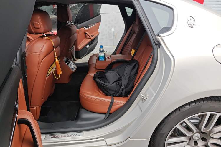 Used Maserati President 2015 3.0T S Q4 Left Rear Seat