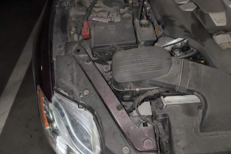 Used Maserati President 2015 3.0T Standard Model Engine Bay Right