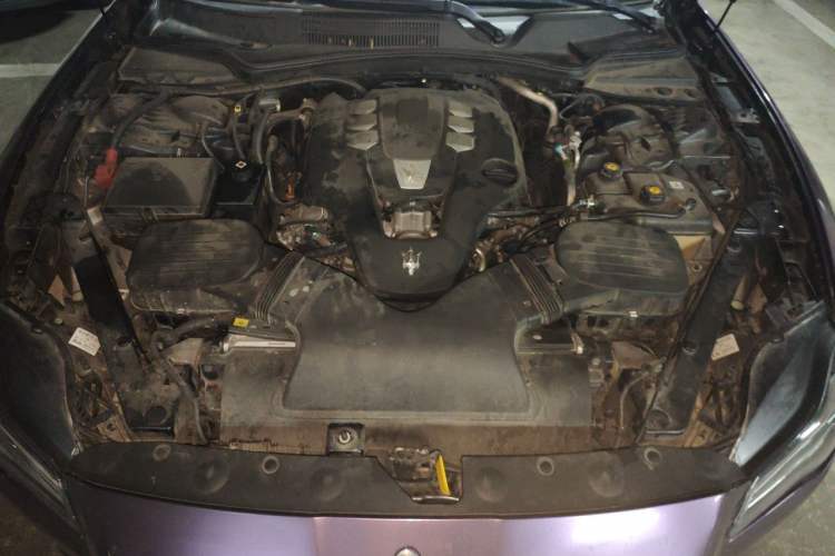 Used Maserati President 2015 3.0T Standard Model Engine Bay