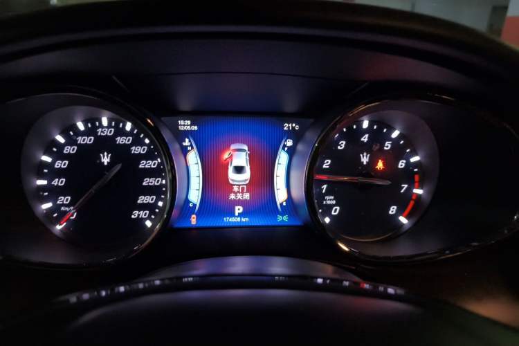 Used Maserati President 2015 3.0T Standard Model Instrument Cluster