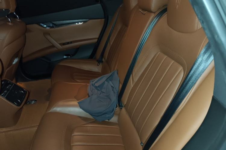 Used Maserati President 2015 3.0T Standard Model Left Rear Seat